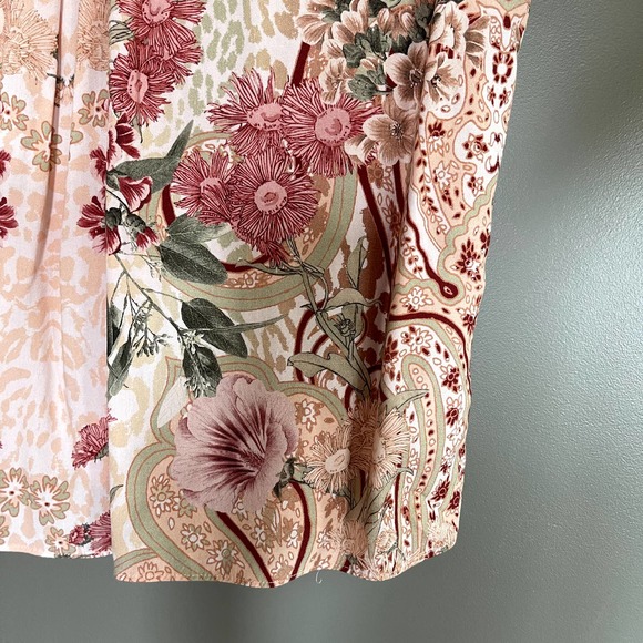 Soft Surroundings Cusabo Top Leopard and Floral Print Size Medium Cream Pink - Picture 13 of 16